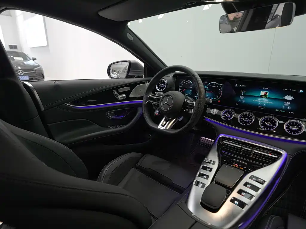 MERCEDES-BENZ AMG GT