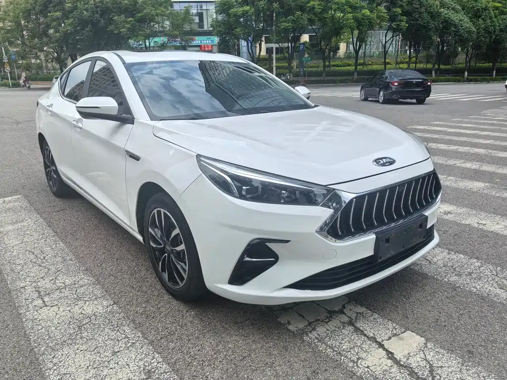 JAC A5 — миниатюра 3