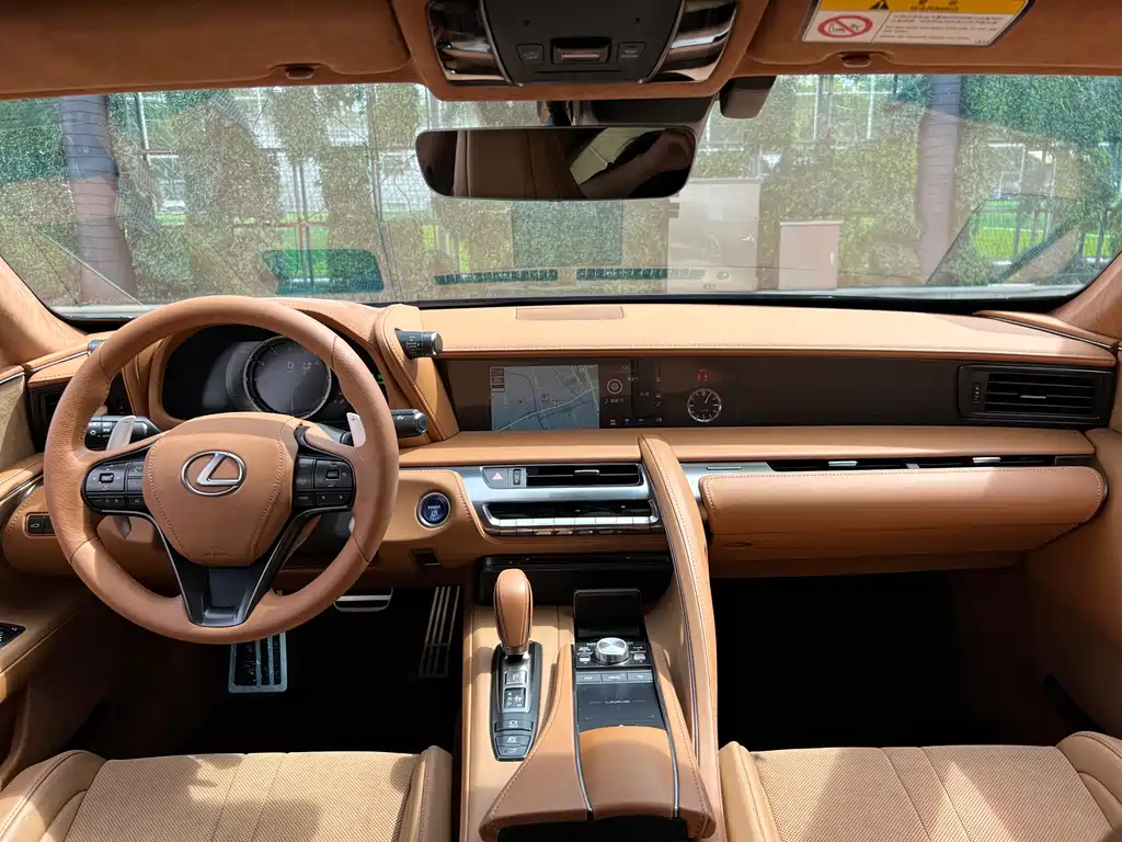 Lexus LC — миниатюра 15