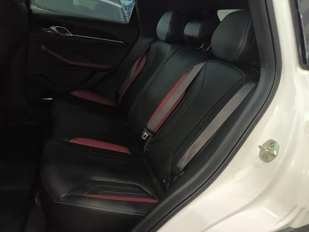 Geely Binyue — миниатюра 17