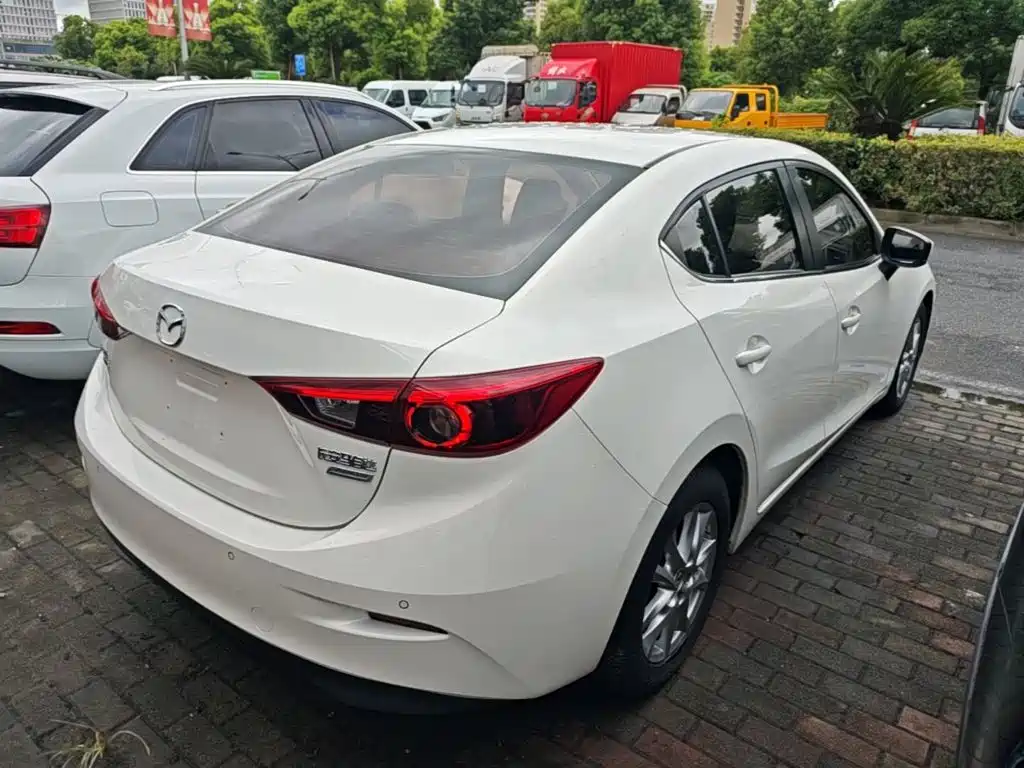Mazda 3 Axela — миниатюра 7