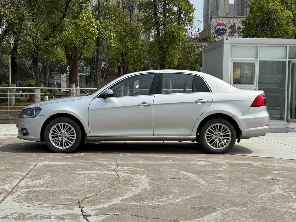 Volkswagen Bora — миниатюра 4