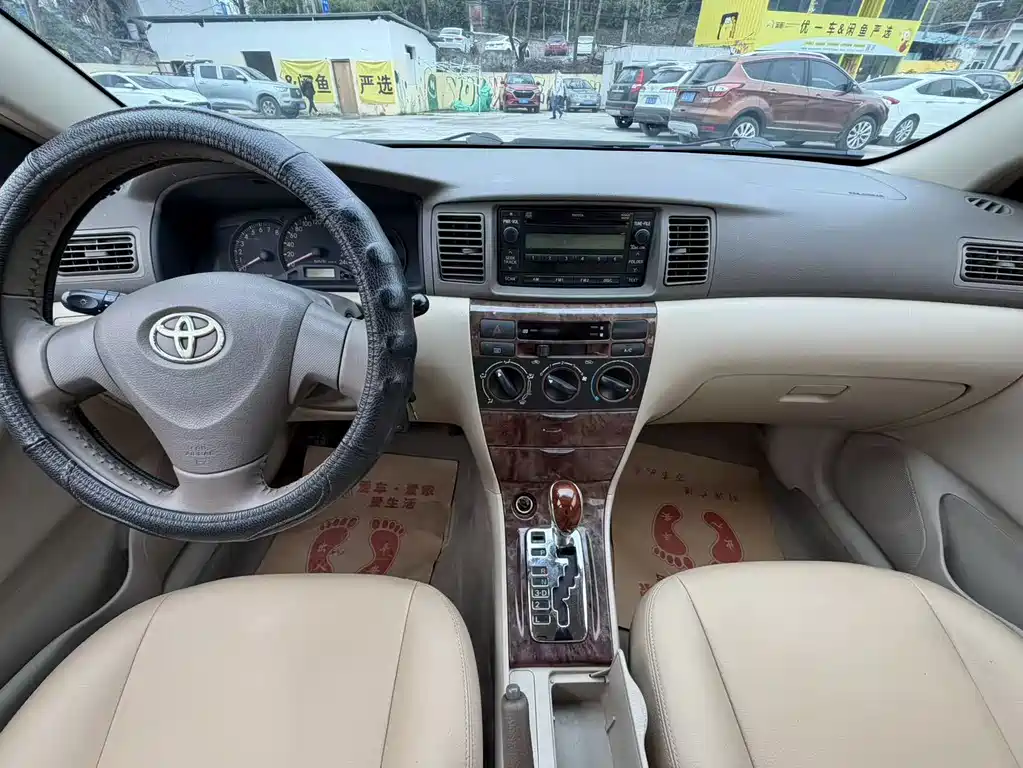 Toyota Corolla 2010 1.6L AT