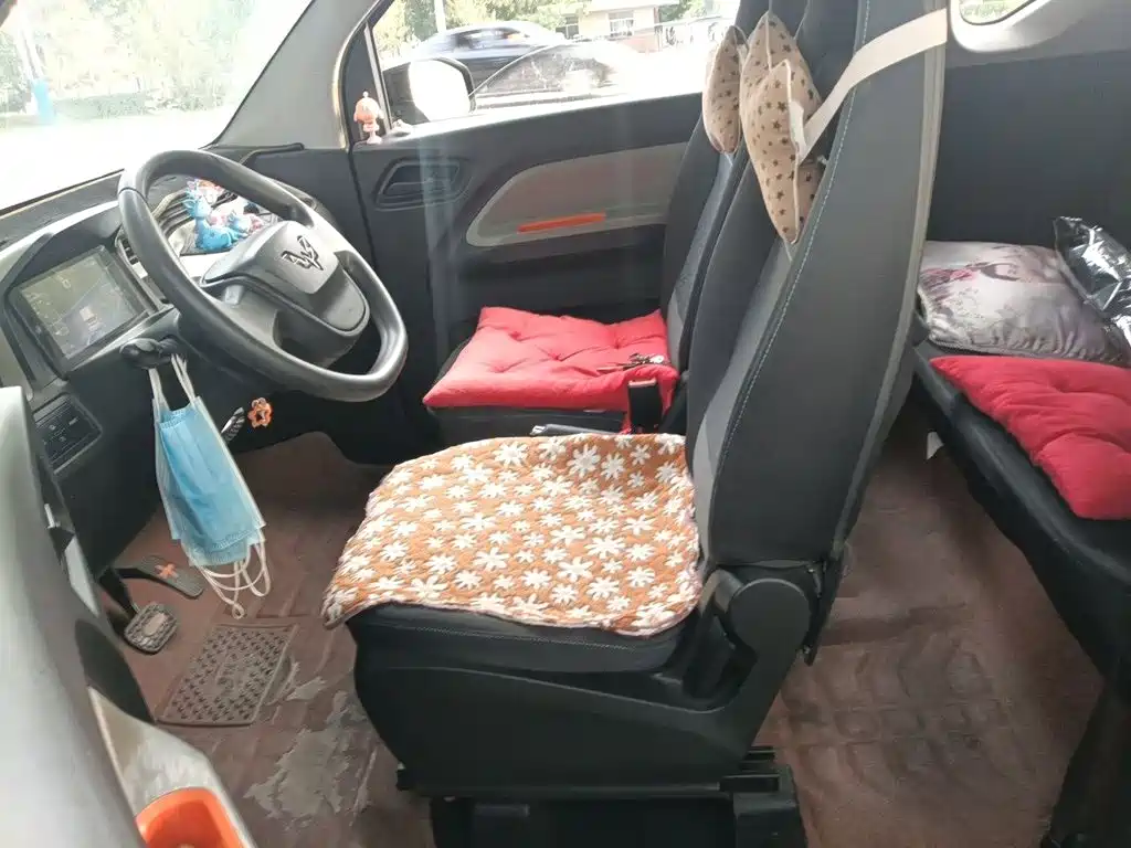 Wuling MINIEV — миниатюра 11