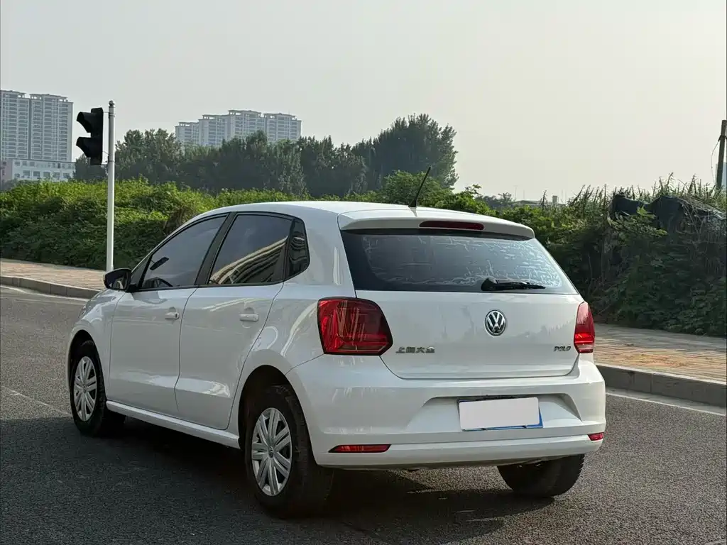 Volkswagen Polo — миниатюра 7
