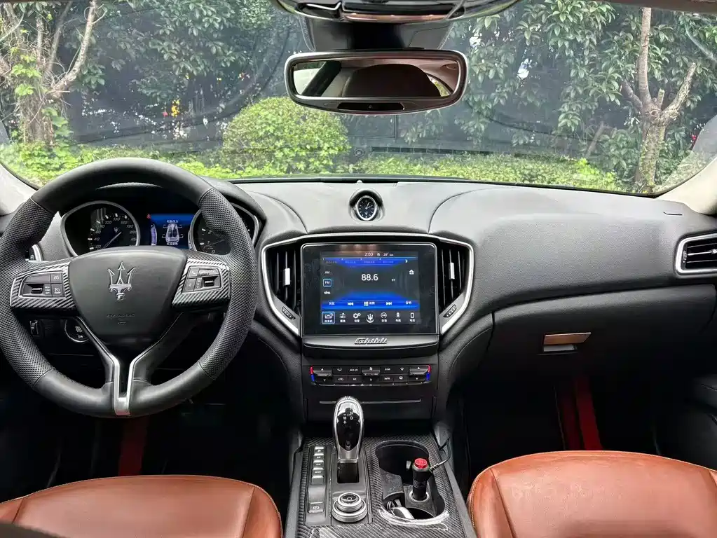 Maserati Ghibli — миниатюра 3