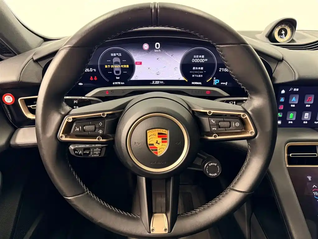 Porsche Taycan — миниатюра 6