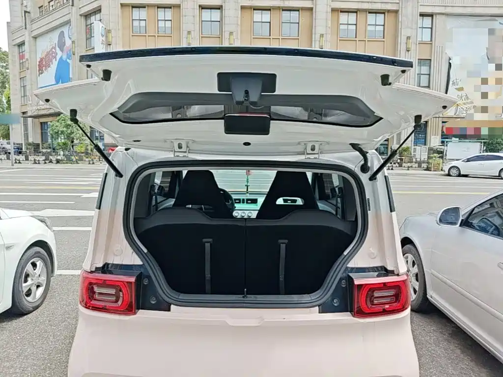 Wuling MINIEV — миниатюра 19