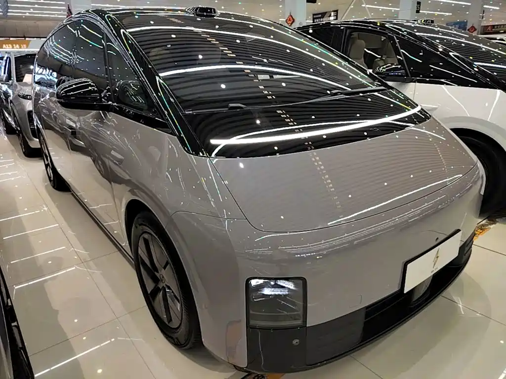 Li Auto Li MEGA — миниатюра 4