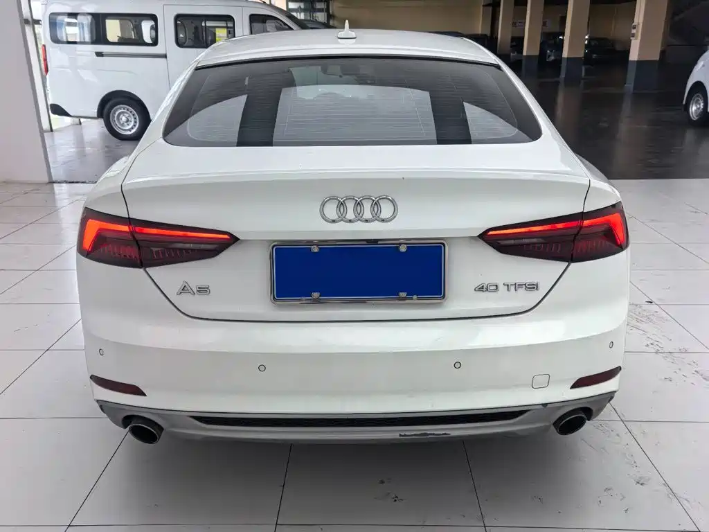 Audi A5 (Import) — миниатюра 7
