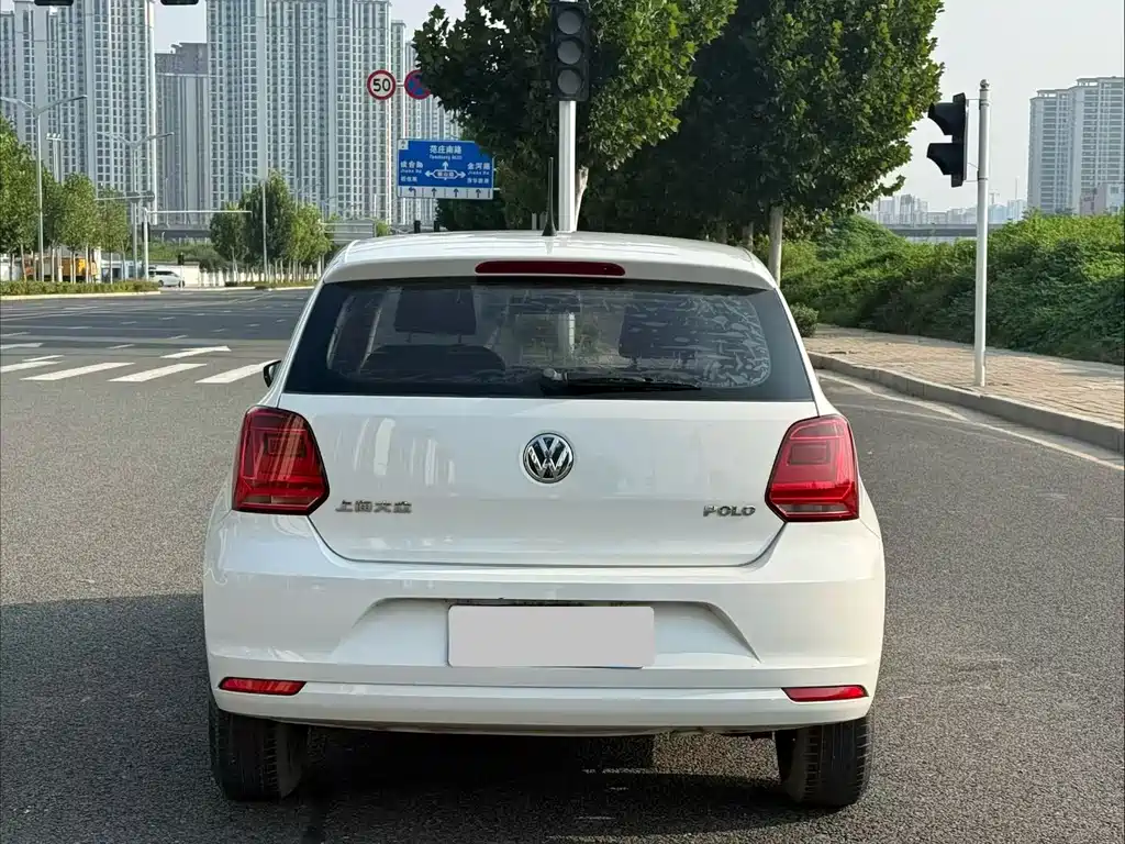 Volkswagen Polo — миниатюра 8