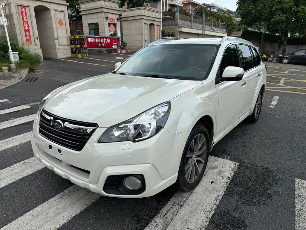 Купить Subaru Outback