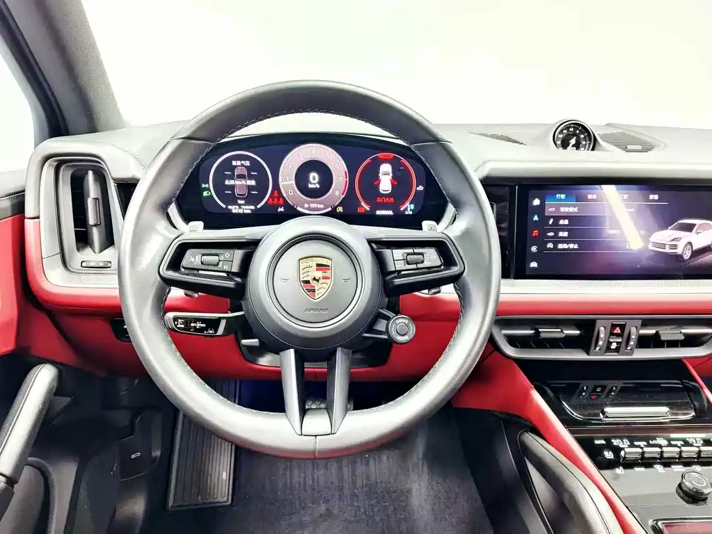 Porsche Cayenne — миниатюра 10