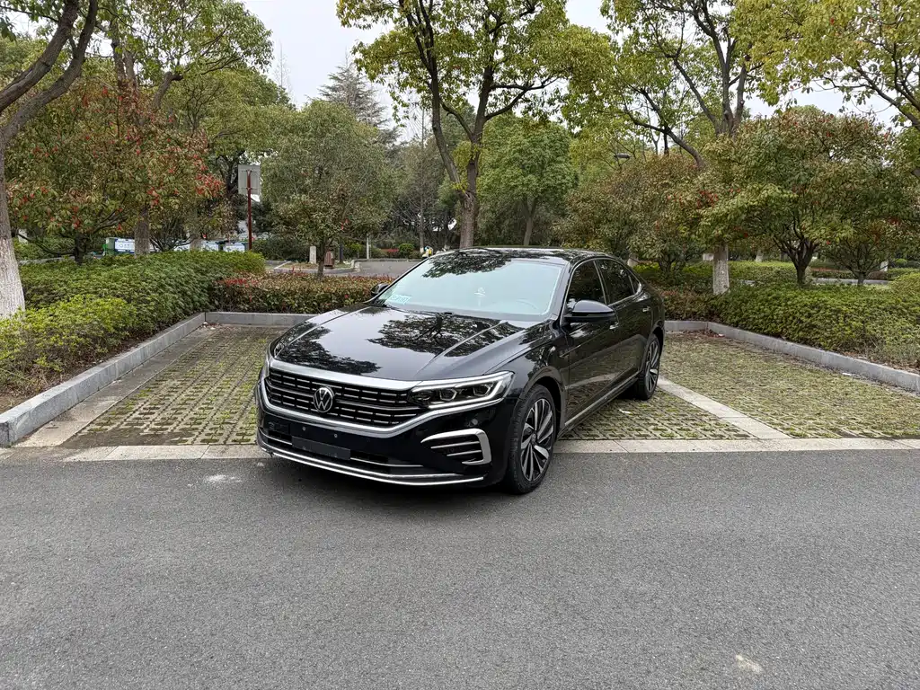 Volkswagen Passat 2021