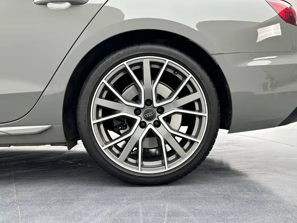 Audi S4 — миниатюра 27