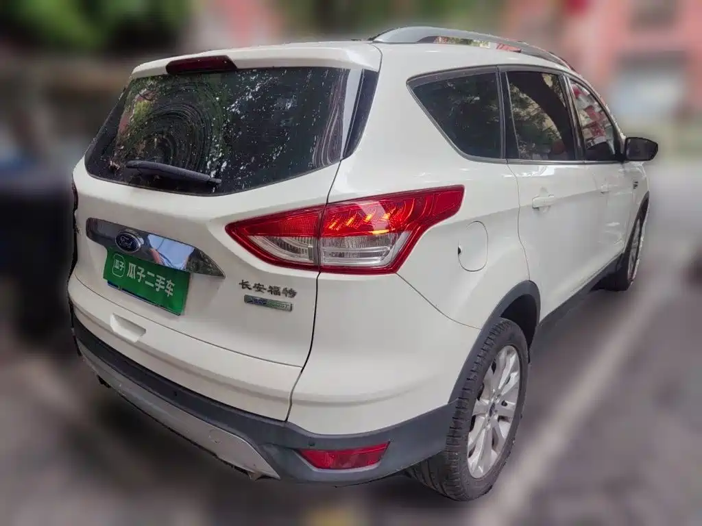 Ford Kuga — миниатюра 6