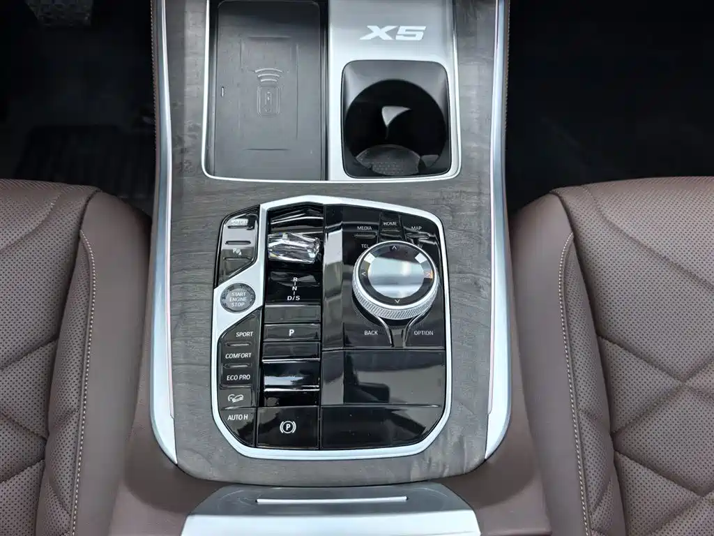 BMW X5 — миниатюра 11