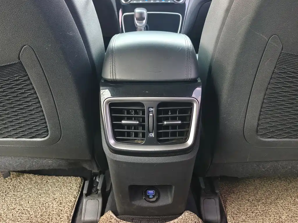 Hyundai Tucson — миниатюра 16