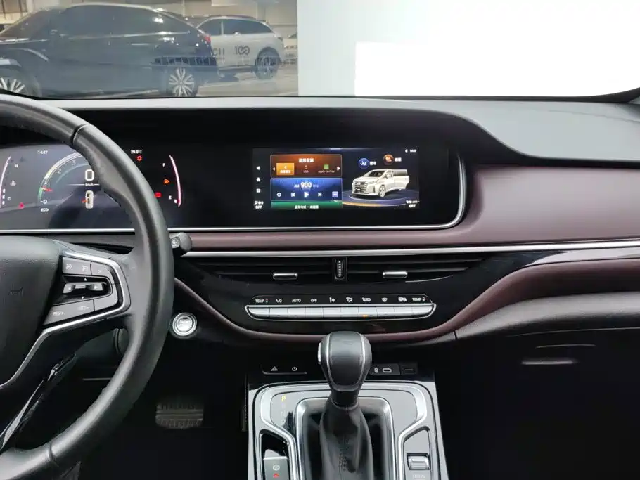 GAC Motor Trumpchi M6 — миниатюра 13