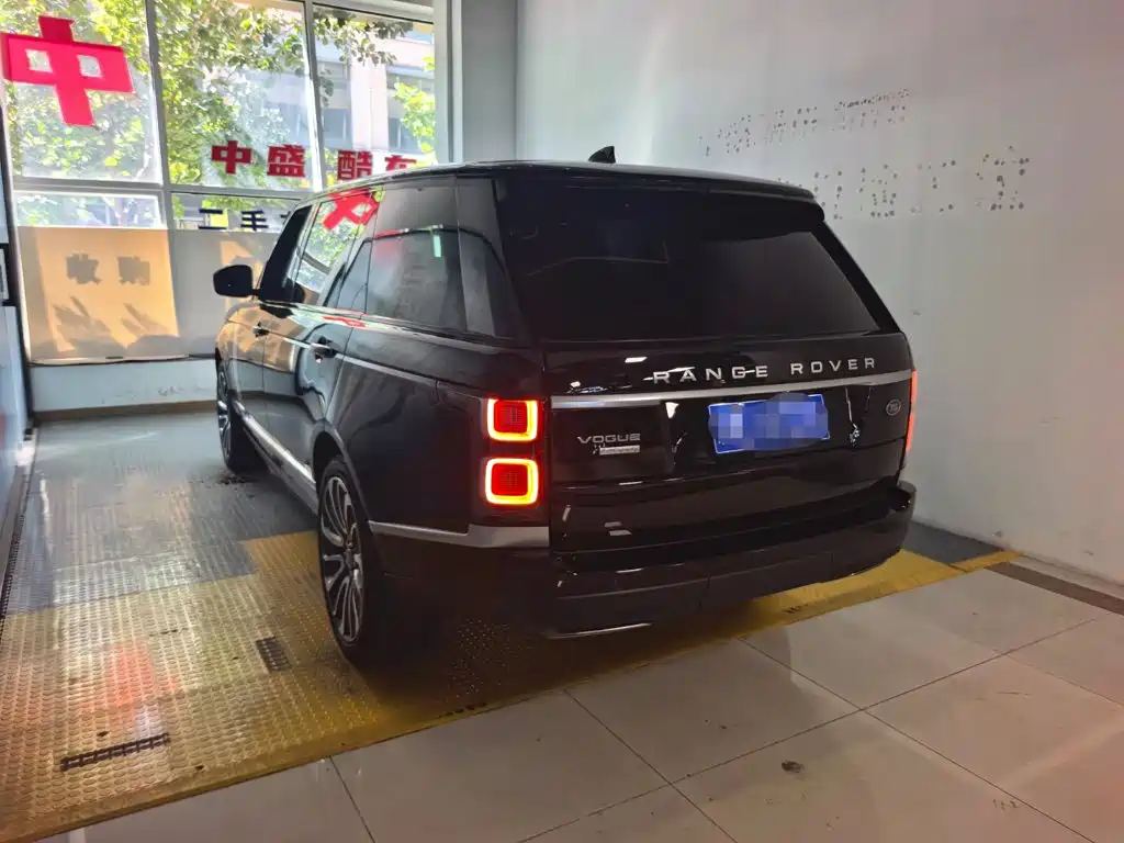 Land Rover Range Rover — миниатюра 12