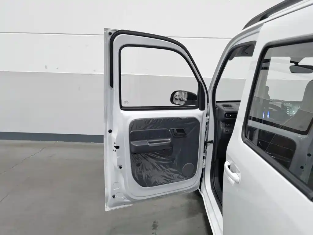 Wuling Zhiguang EV — миниатюра 8