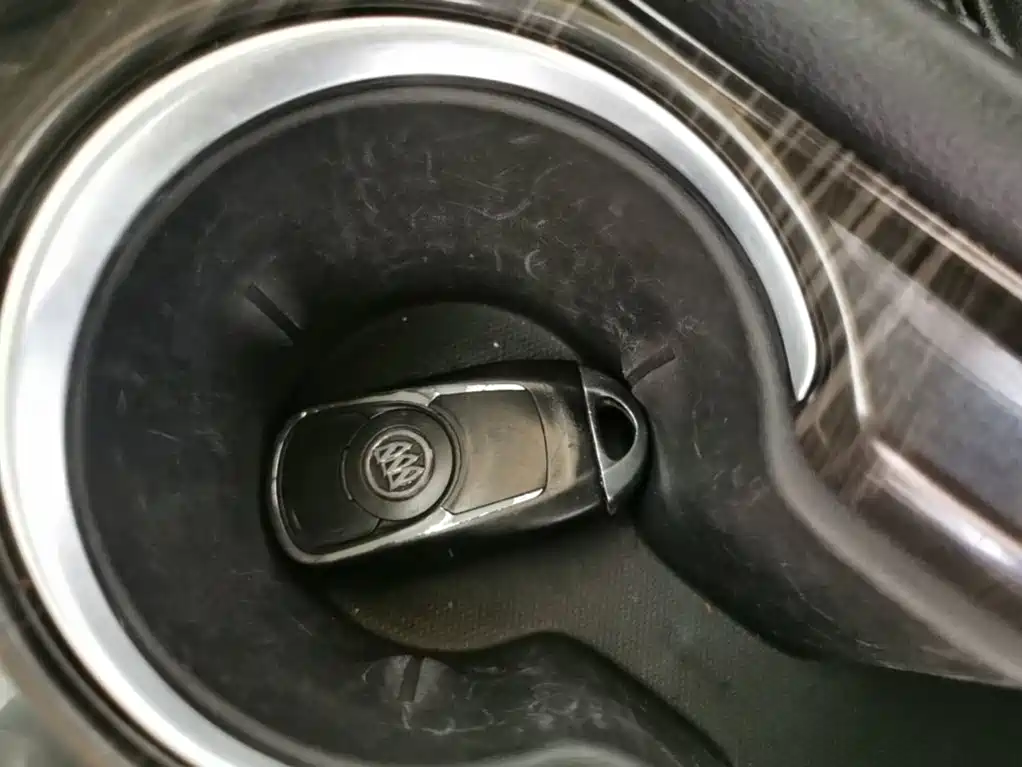 Buick Envision Plus — миниатюра 9