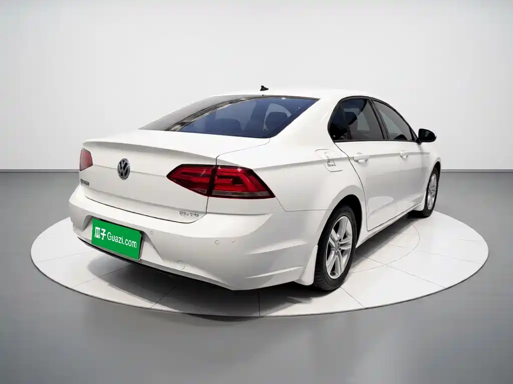 Volkswagen Lamando — миниатюра 4