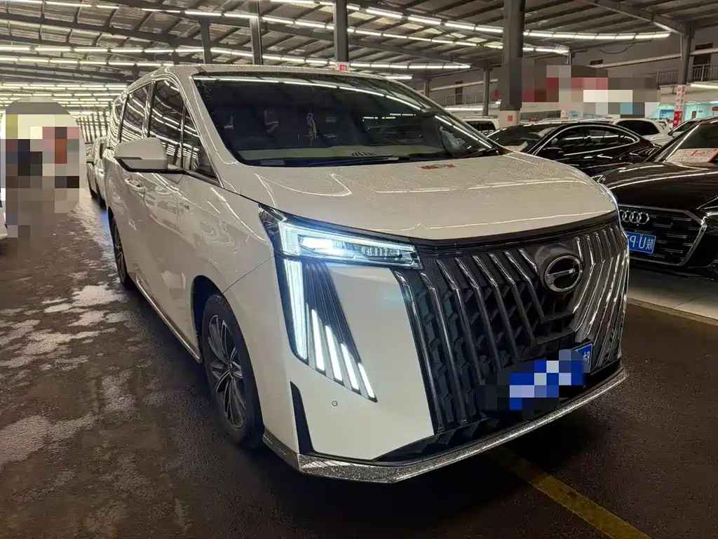 GAC TRUMPCHI M8