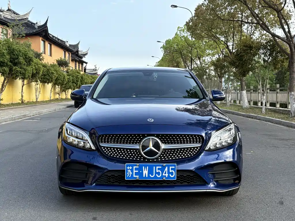 Mercedes-Benz C-Class 2020