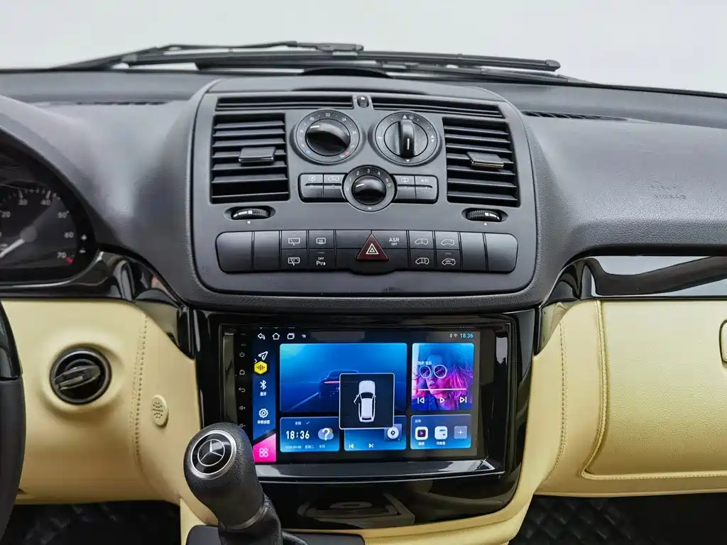 Mercedes-Benz Vito — миниатюра 20