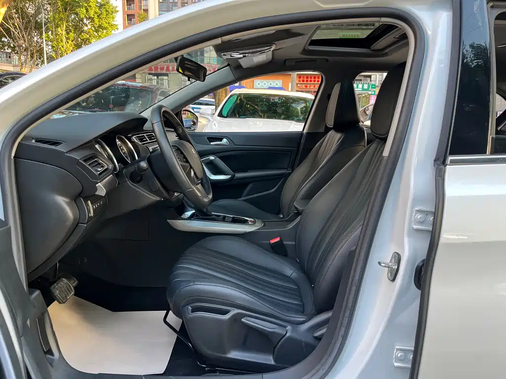 Peugeot 408 — миниатюра 9