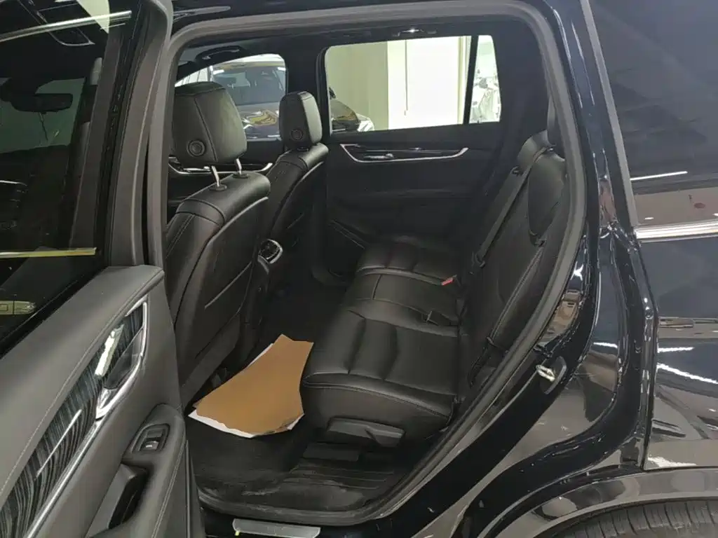 Cadillac XT6 — миниатюра 17