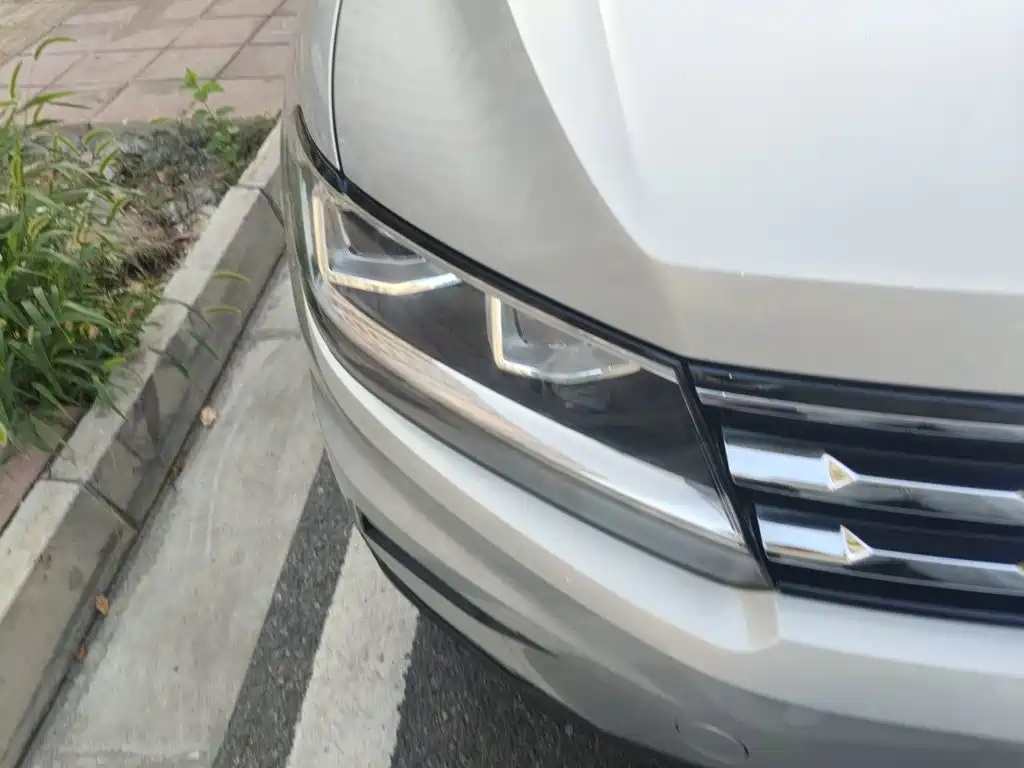 Volkswagen Tiguan L — миниатюра 7