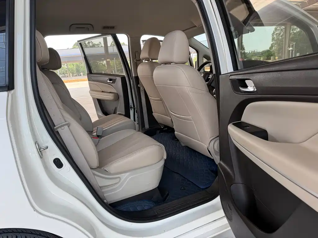 GAC Motor Trumpchi M6 — миниатюра 6