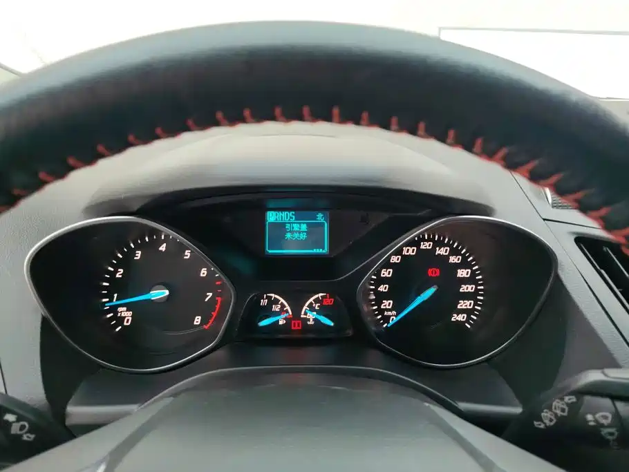 Ford Kuga — миниатюра 14