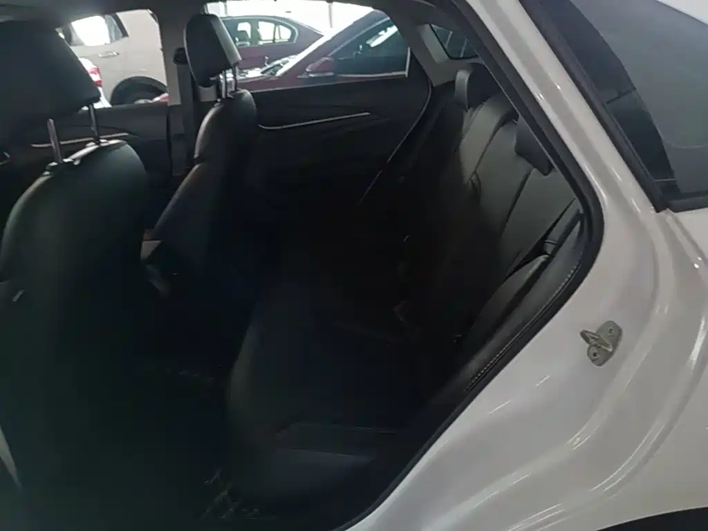 Buick Excelle — миниатюра 17