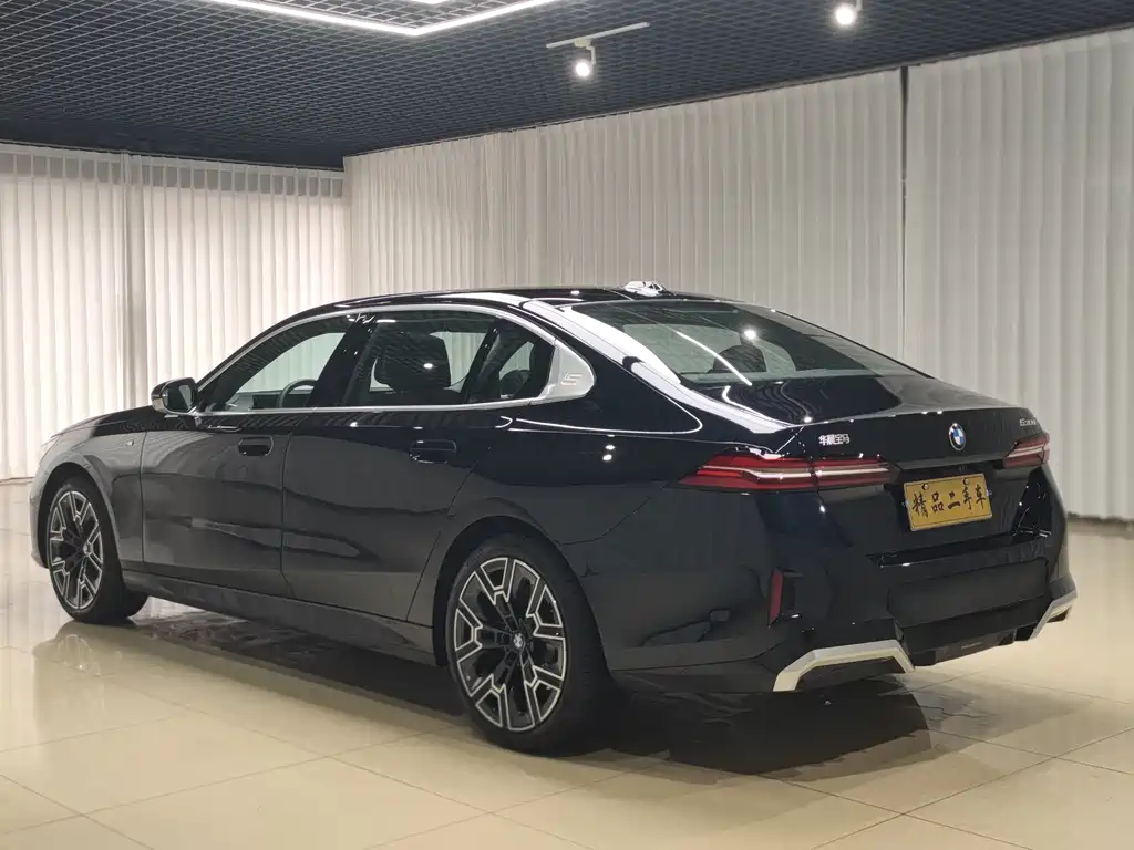 BMW 5 Series 5 2025 530Li Premium M Sport