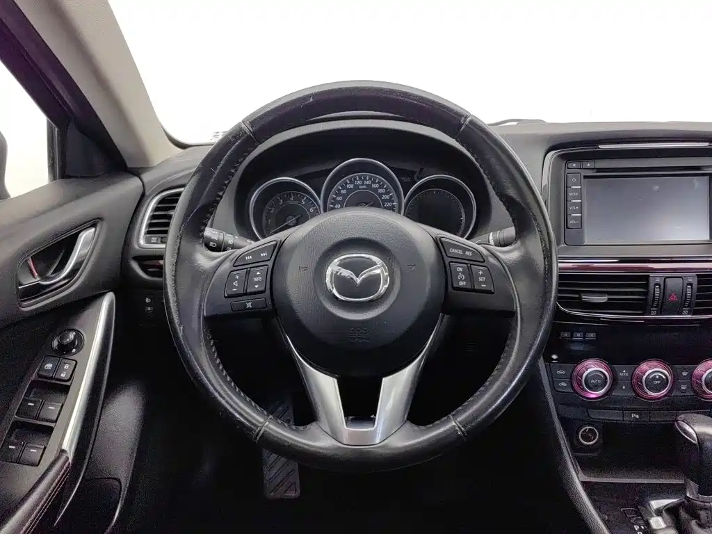 Mazda Atenza — миниатюра 11