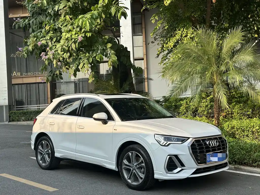 Audi Q3 — миниатюра 2