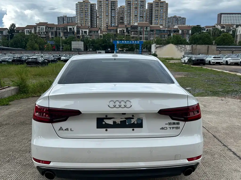 Audi A4L — миниатюра 8