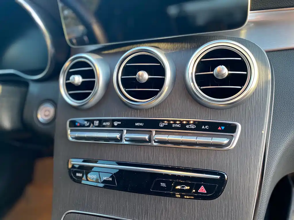 Mercedes-Benz C-Class (Import) — миниатюра 17