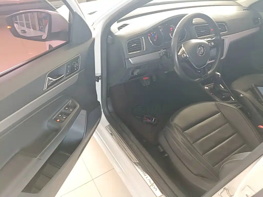 Volkswagen Gran Lavida — миниатюра 16