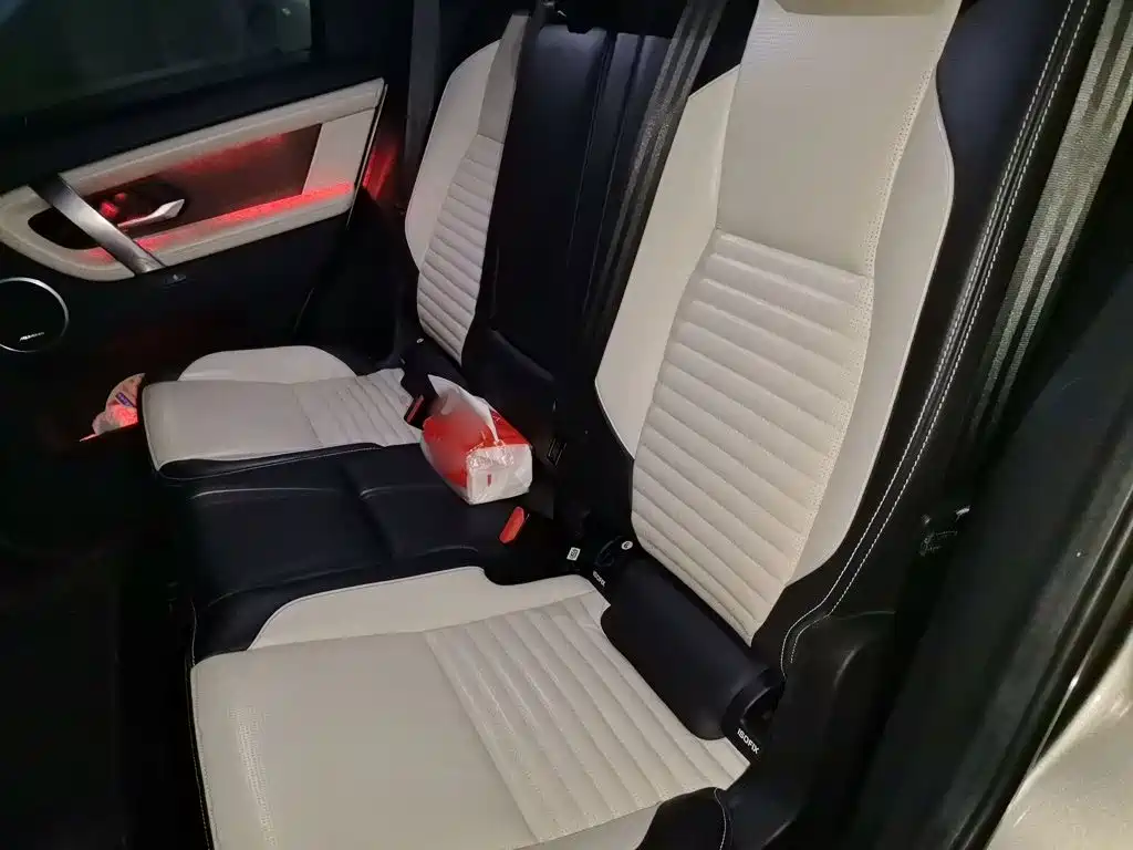 Land Rover Discovery Sport — миниатюра 13
