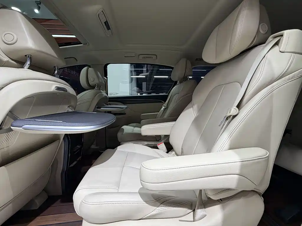 Buick GL8 2023 ES Premium