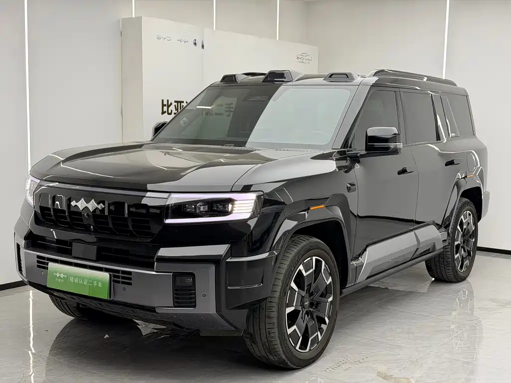 Fang Cheng Bao Leopard 8