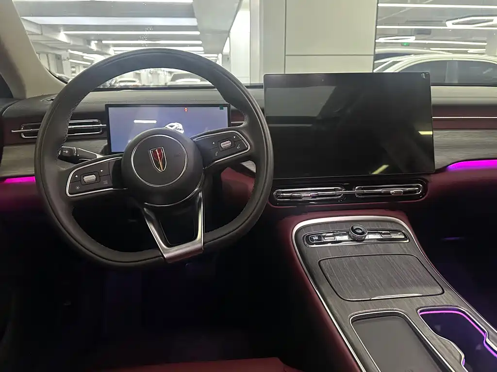 Hongqi Hongqi H5 — миниатюра 8