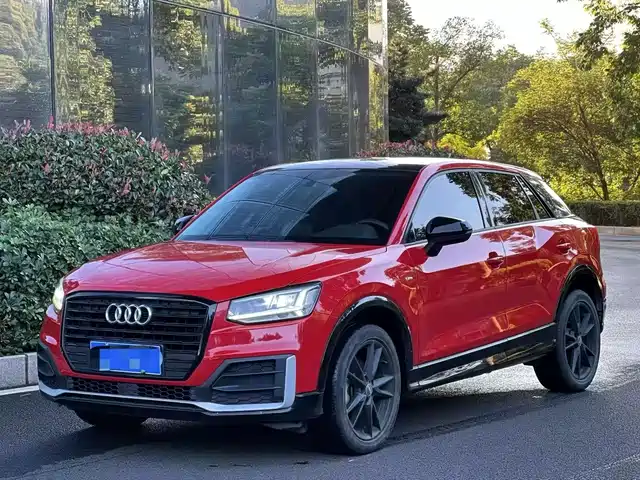 audi q2l