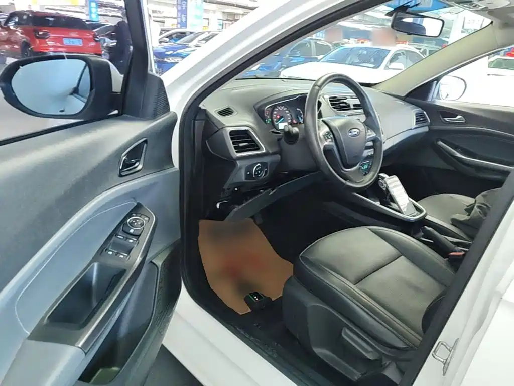 Ford Escort — миниатюра 16