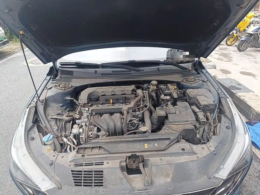 Hyundai Elantra — миниатюра 11