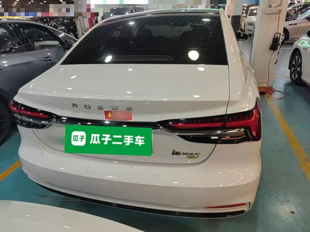 Roewe i6 MAX New Energy — миниатюра 6